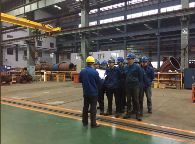 南方泵業(yè)踏實肯干的裝配鉗工