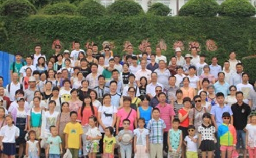 春回大地暖，活力生活，我與金力士共成長